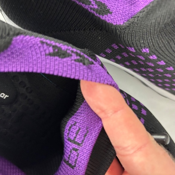 Comfort Wear Shoes, Black Purple size 39 Women 8.5 / Men 6.5 - Picture 8 of 8